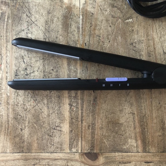 TRESemme Professional Hair Straightener - Picture 3 of 8